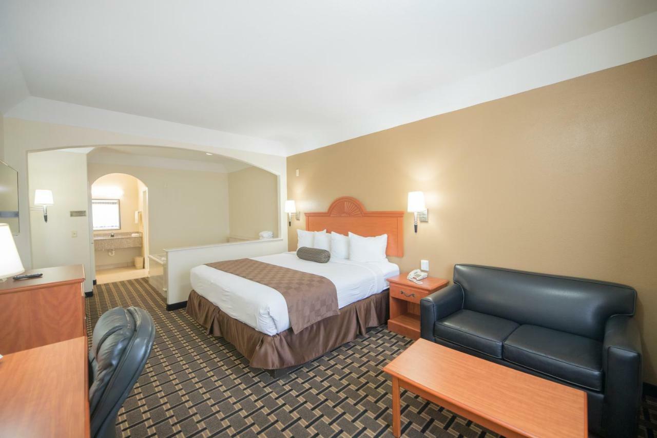 Motel 6 Tyler Buitenkant foto