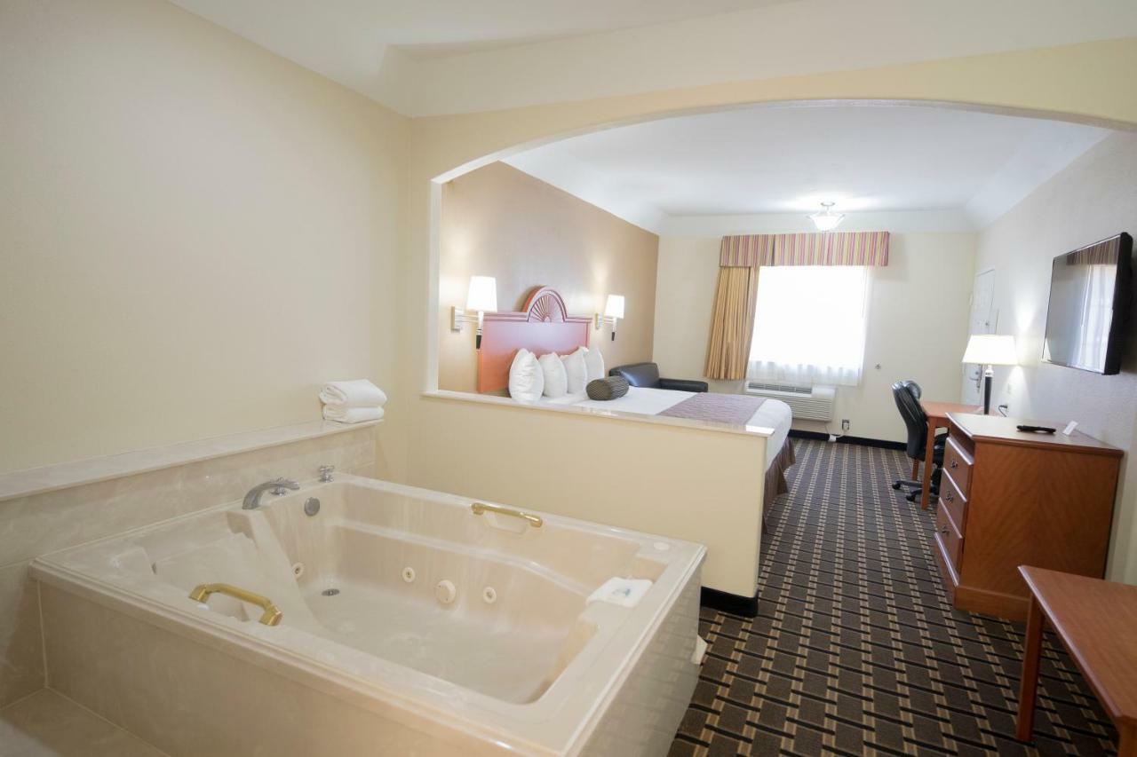 Motel 6 Tyler Buitenkant foto