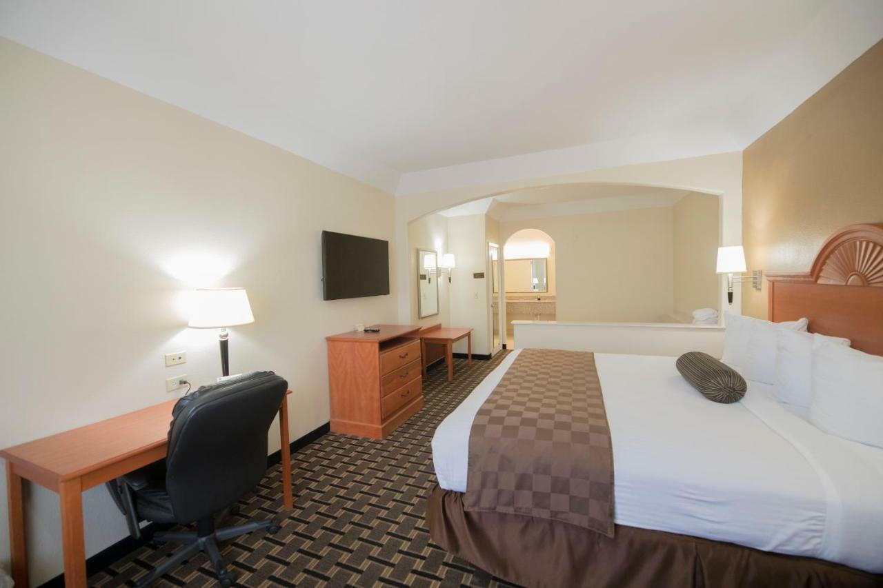 Motel 6 Tyler Buitenkant foto